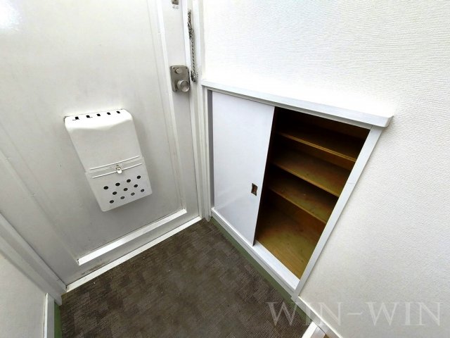 玄関　イメージ（同建物内・同間取りの写真）