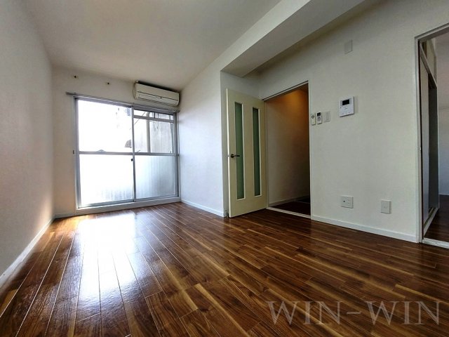 居室・リビング　イメージ（同建物内・同間取りの写真）