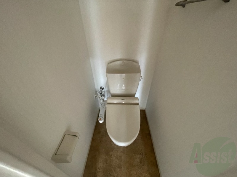 トイレ　トイレはウォシュレット機能付き。シャワートイレは日本の宝。