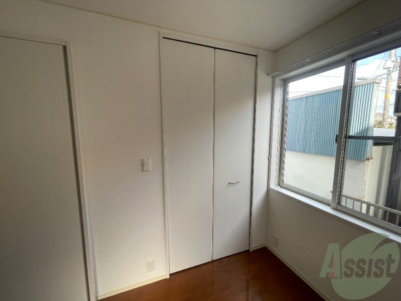 収納　洋室のクローゼット。広さは十分そうです。