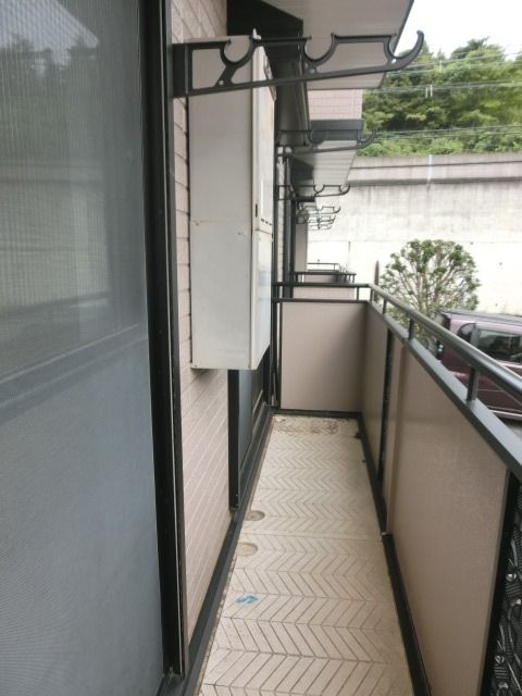 バルコニー　洗濯物もたくさん干せます