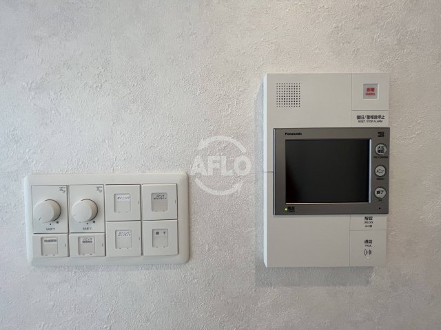 セキュリティ　プレジオ難波　モニター付きインターホン