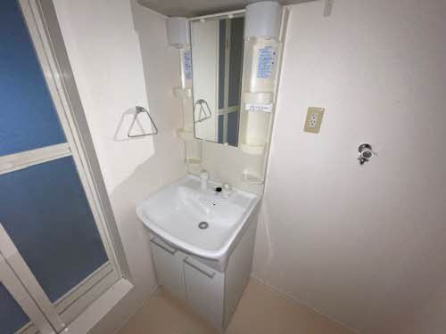 洗面設備　独立洗面台