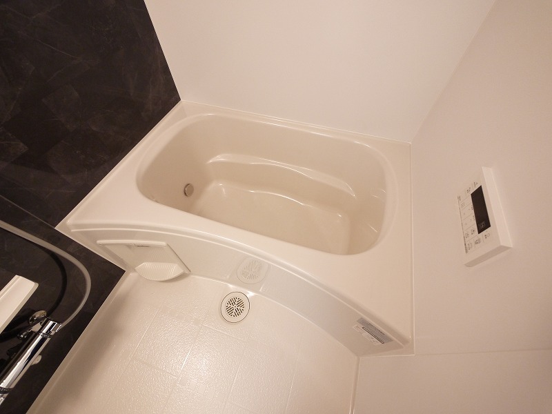 バス・シャワールーム　お風呂で日々の疲れを落としましょう