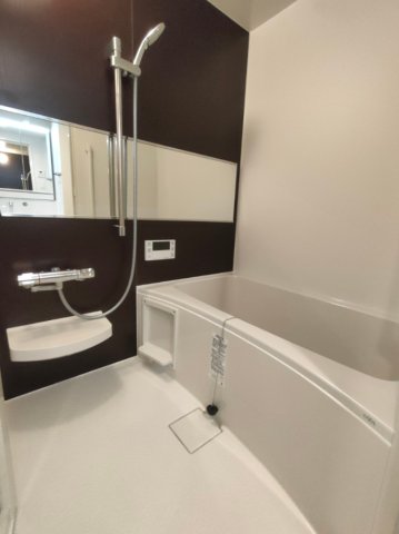 バス・シャワールーム　同物件1001号室の写真になります