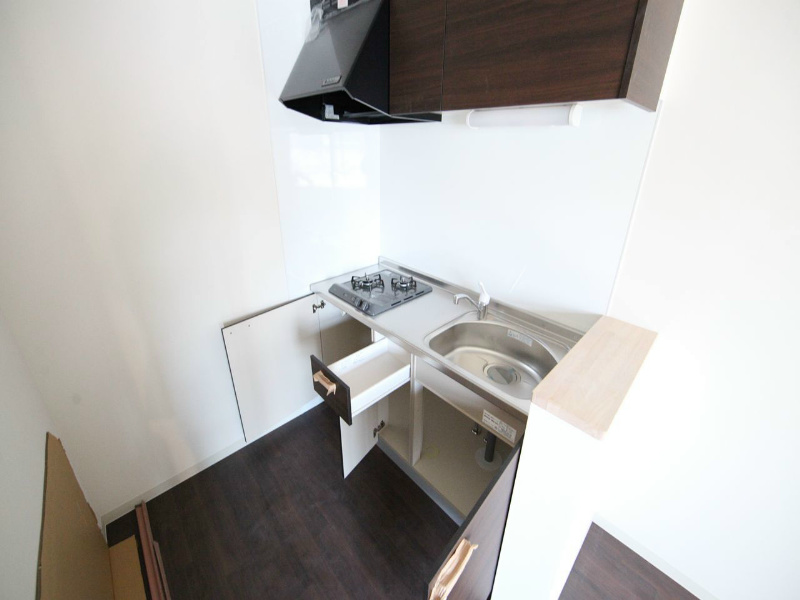 キッチン　システムキッチン（ガス2口コンロ付）