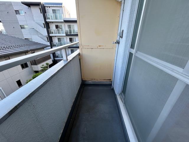 バルコニー　同間取り別号室
