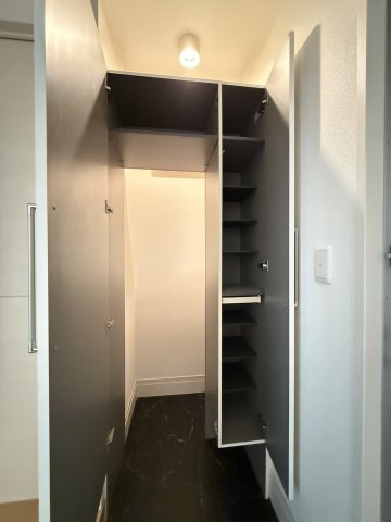 その他　シューズクローク