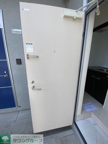 玄関　バルコニー