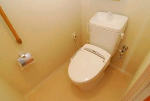 トイレ　ウォシュレット付きトイレ