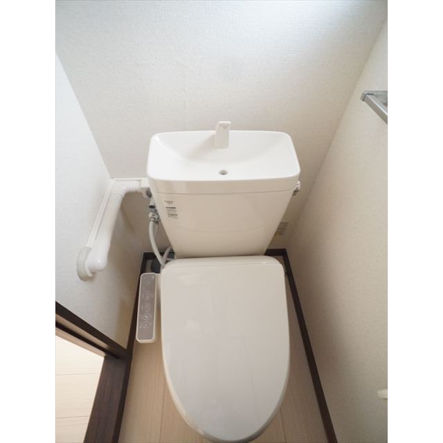 トイレ　洗浄便座付きトイレ　※イメージ