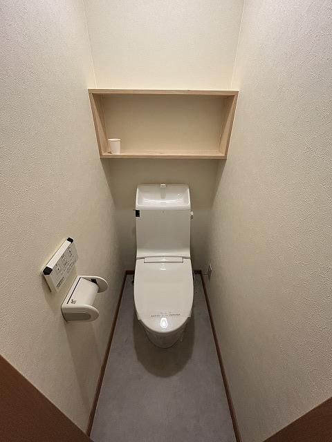 トイレ　トイレ