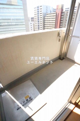 バルコニー　バルコニー付きで採光＆風通し良好！