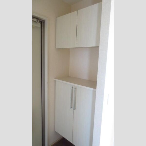 玄関　シューズボックス