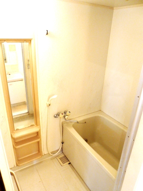 バス・シャワールーム　別室参考写真