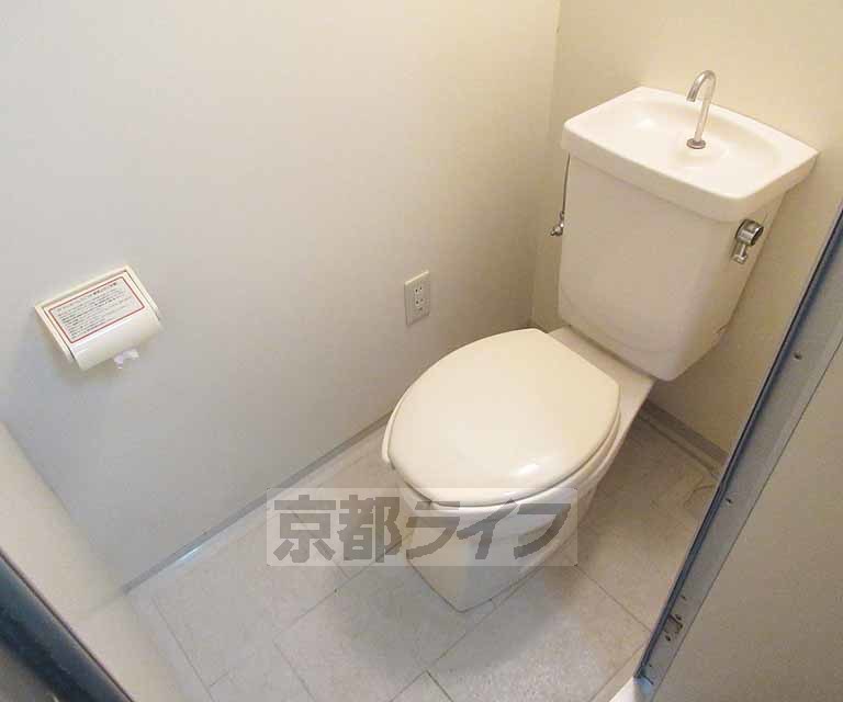 トイレ　独立水洗トイレ