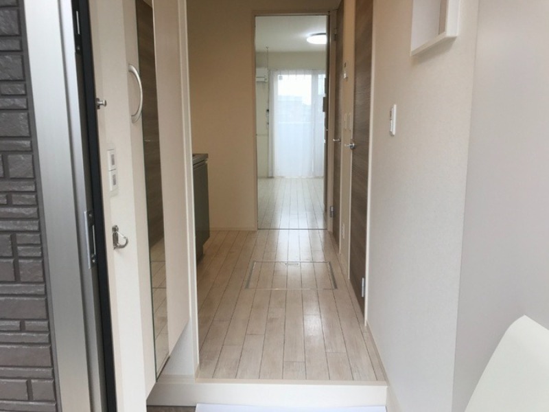 玄関　図面と現状に相違がある場合には現状を優先