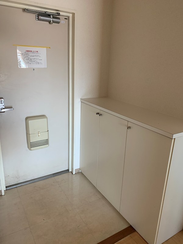 玄関　別室参照。