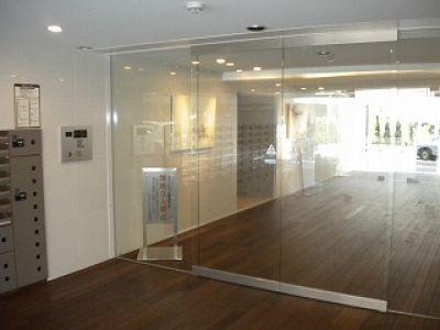 エントランス　エントランス