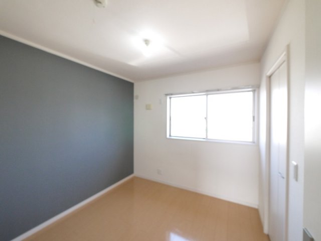 その他部屋・スペース　使い勝手のいい寝室です