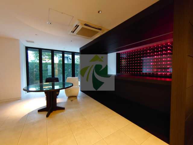 ロビー　パークアクシス代官山