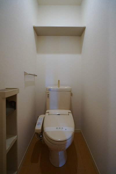 トイレ　同じ敷地の別のお部屋