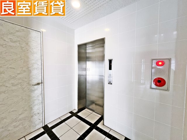 その他　エレベーター