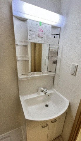 洗面設備　同仕様