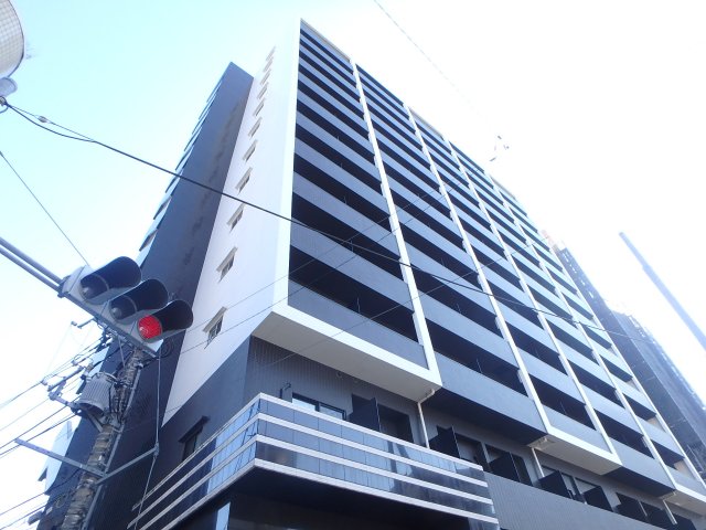 建物外観　2009年完成ダブルオートロック完備♪