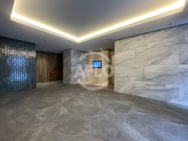 ロビー　WORVE吹田江坂　ロビー