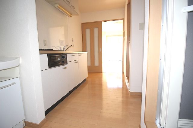 その他部屋・スペース　明るい色調の室内です