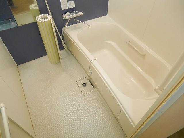 バス・シャワールーム　浴室