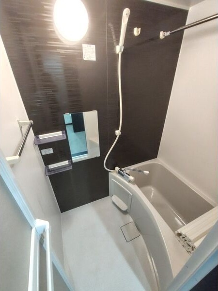 バス・シャワールーム　浴室乾燥機つき