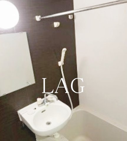 バス・シャワールーム　お風呂です。