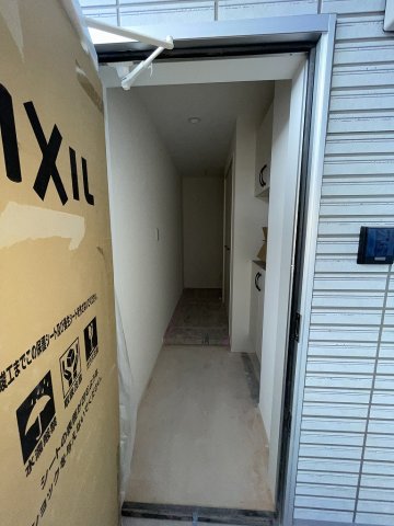 玄関　別のお部屋の写真です