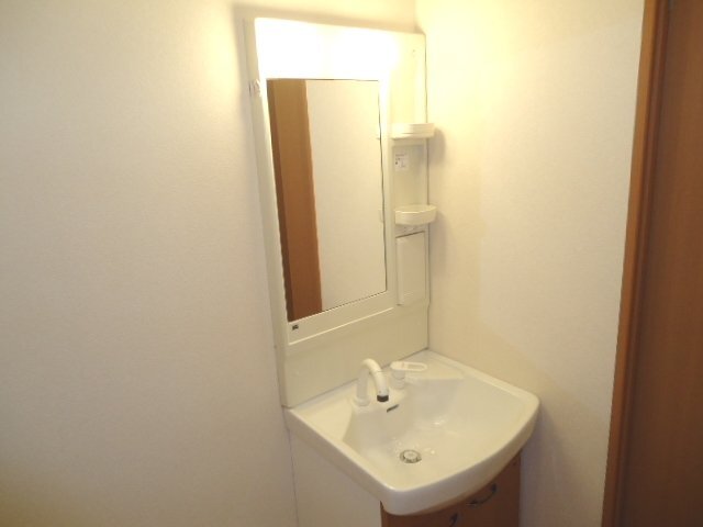 洗面設備　洗髪洗面化粧台