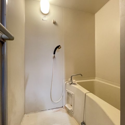 バス・シャワールーム　同仕様タイプです