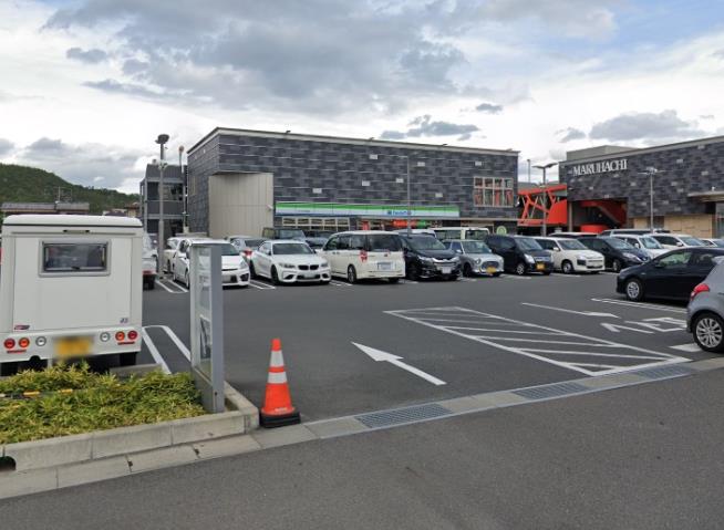 コンビニ　セブンイレブン大安寺南町店（コンビニ）まで779m