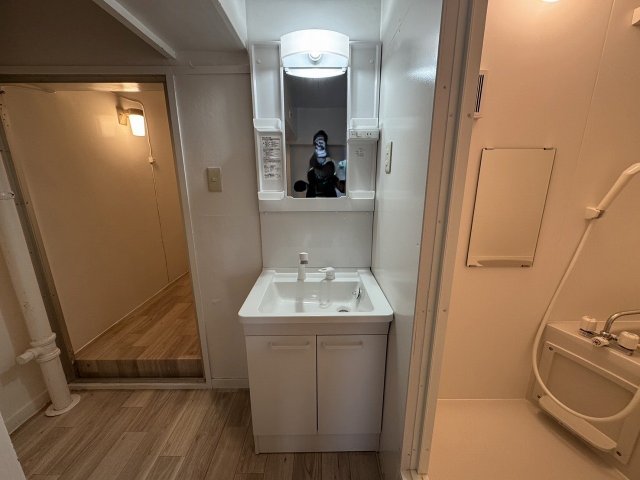 洗面設備　コンパクトで使いやすい洗面所