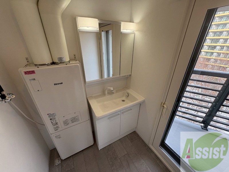 洗面設備　シャンプードレッサーで身支度もラクラクです！