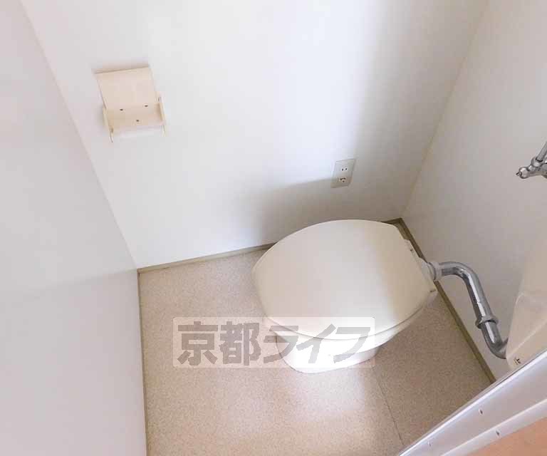 トイレ　コンパクトで綺麗です