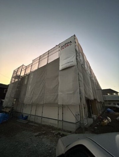 建物外観　※建築中