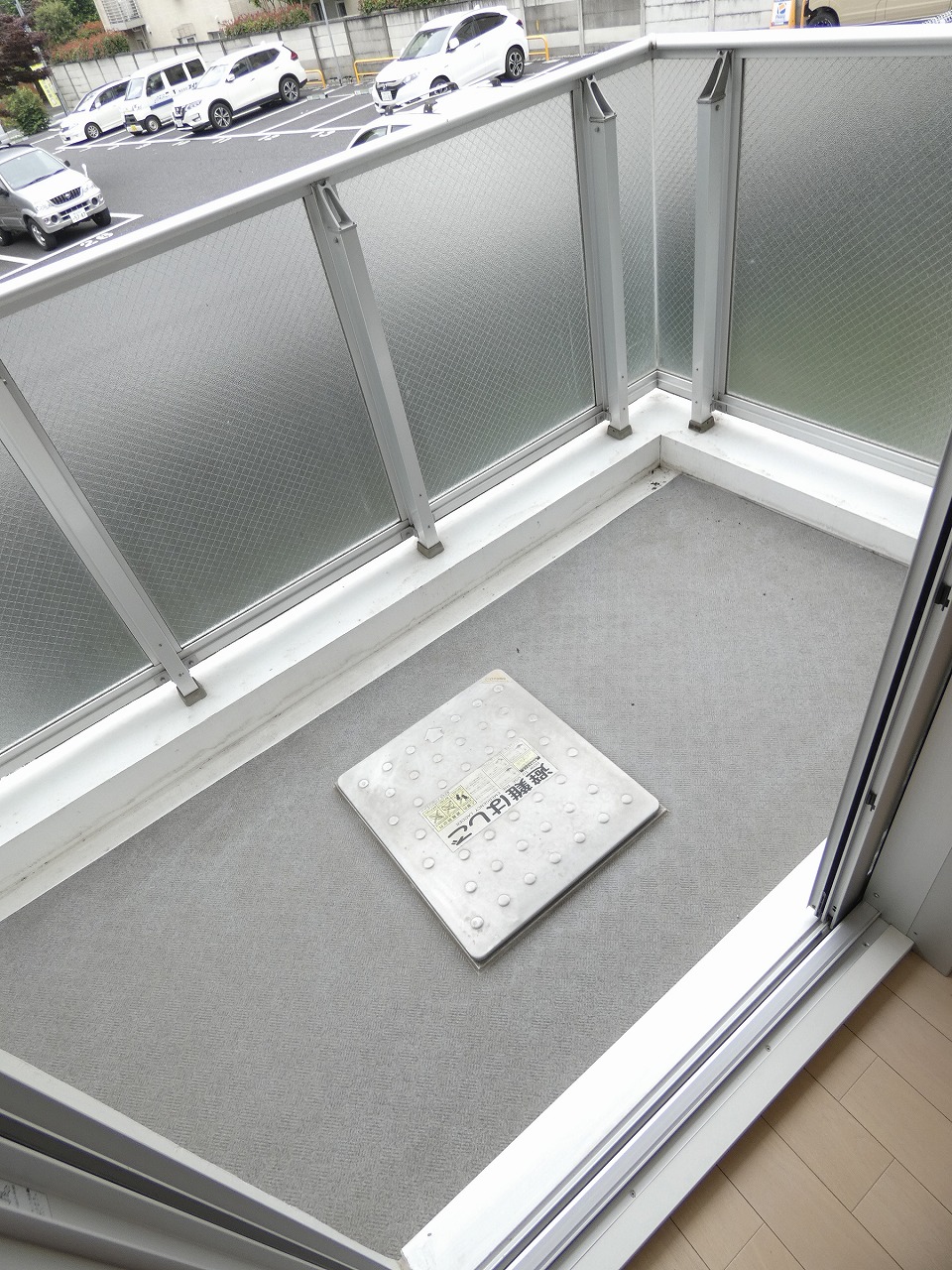 バルコニー　バルコニー