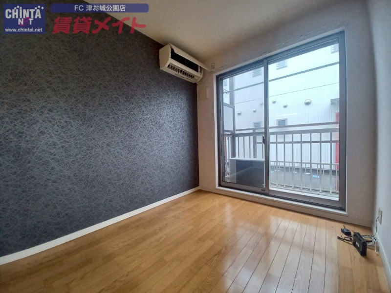 居室・リビング　同じ物件、別部屋の写真です