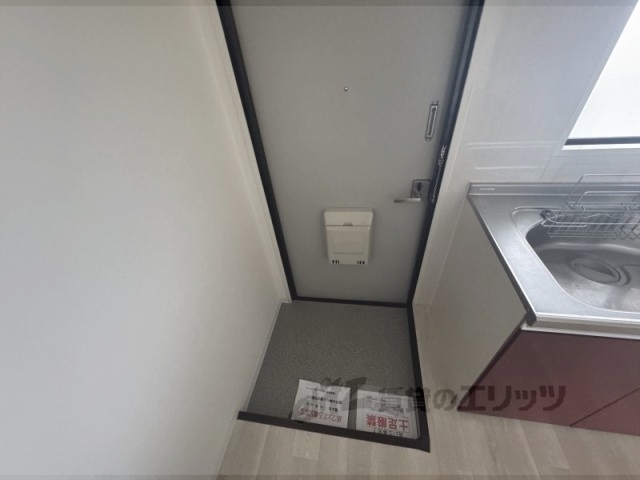 玄関　インターホン