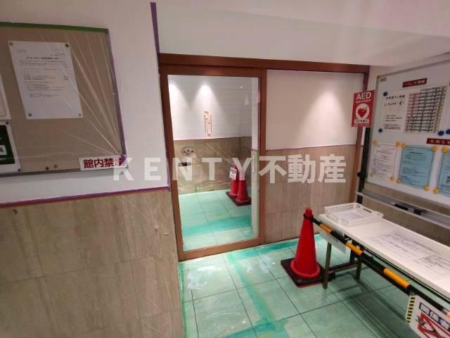 エントランス　ゆとりのあるエントランスです