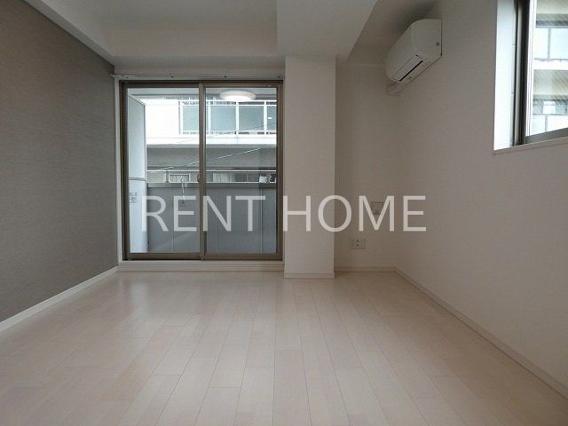 居室・リビング　8.3帖洋室です。