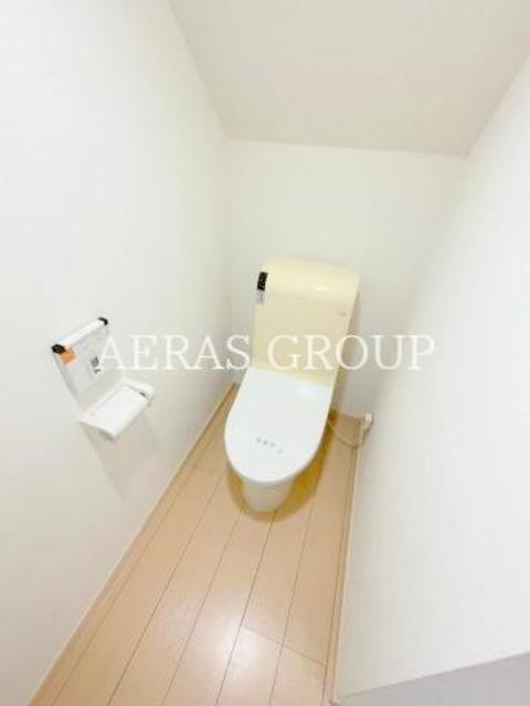 トイレ　温水洗浄便座