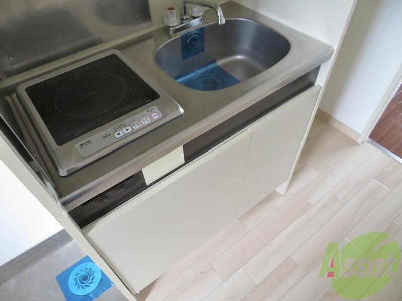 キッチン　ＩＨが設置されています。どんな料理を作ろうかな。