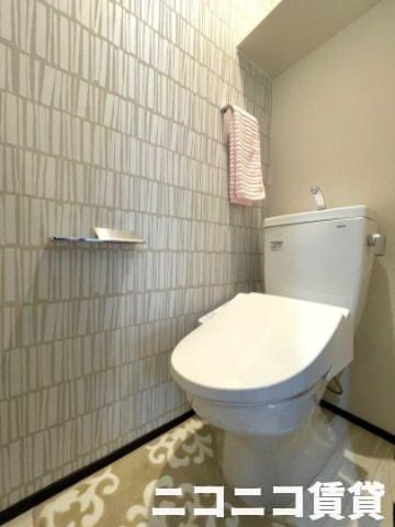 トイレ　モデルルームの写真のため、現状を優先致します。